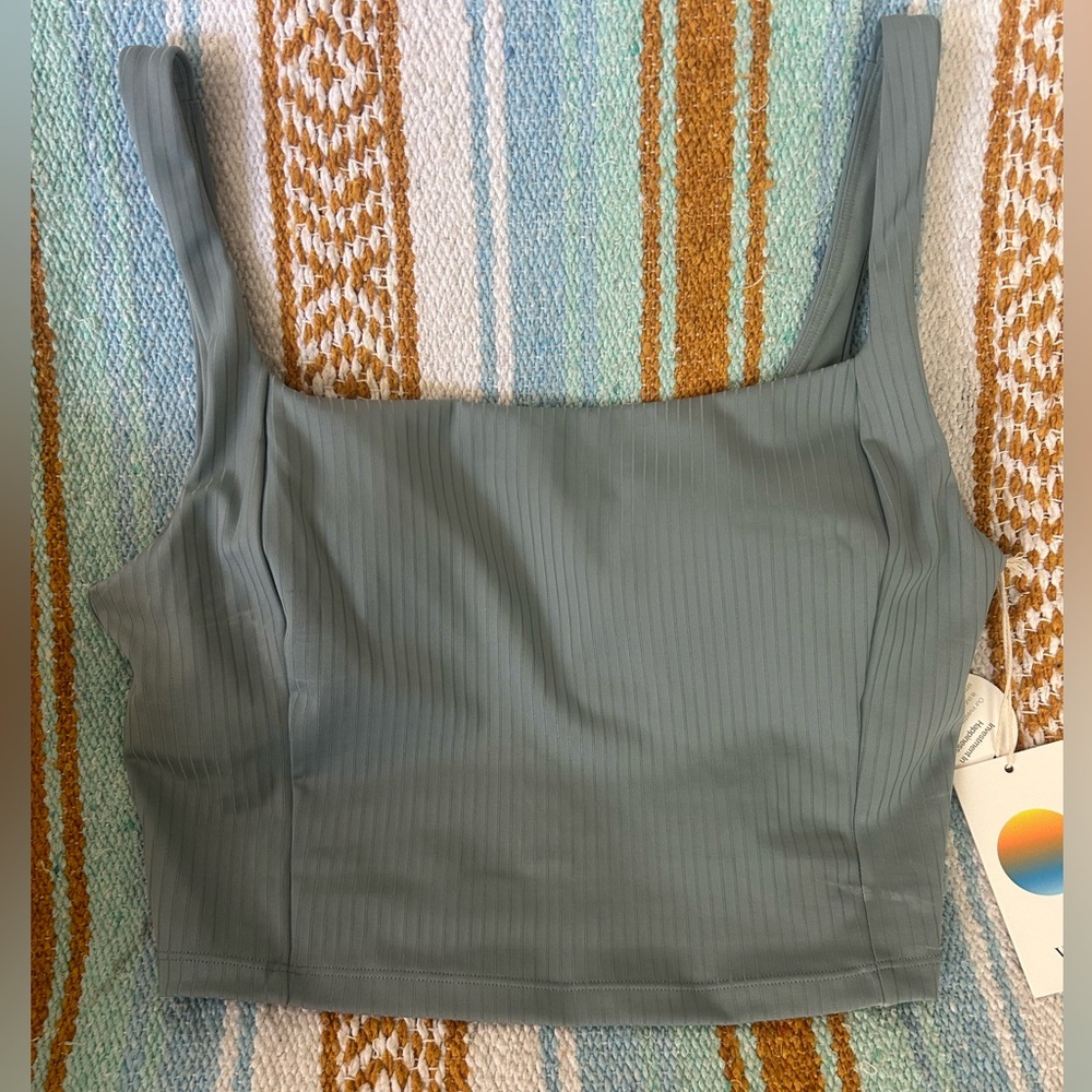 Vuori Inversion Rib Support Tank in Mist Size L | NEW with tags Unworn